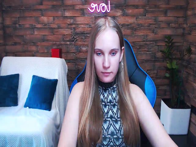 Live sex webcam photo for AgataRomanss #274552873
