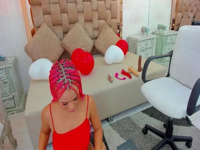 Live sex webcam photo for Agatha_C #272414014