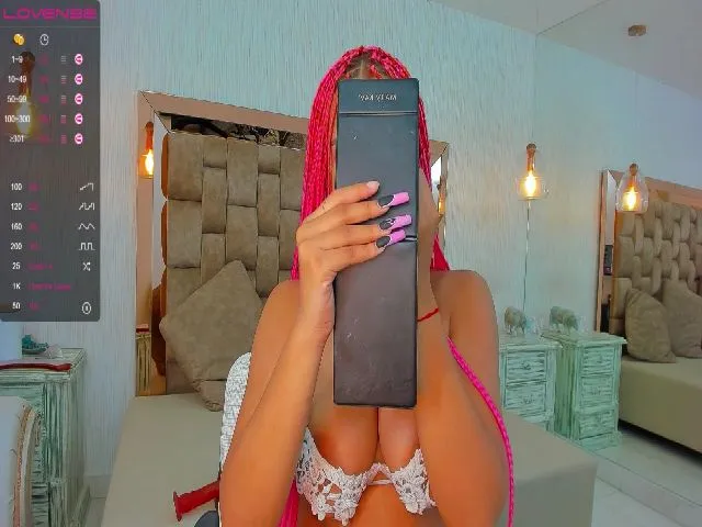 Live sex webcam photo for Agatha_C #272468456