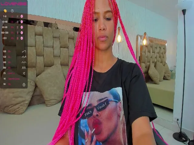 Live sex webcam photo for Agatha_C #272482952