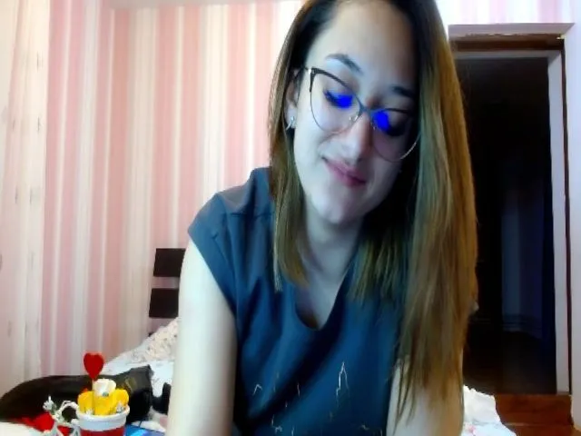 Live sex webcam photo for Agoodbabyez2 #272578855