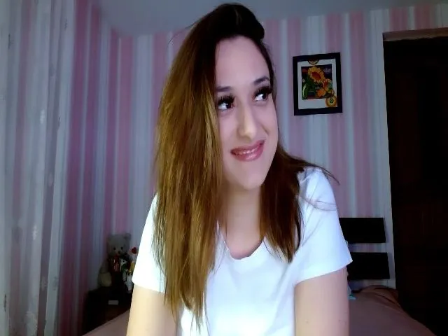 Live sex webcam photo for Agoodbabyez2 #273179413