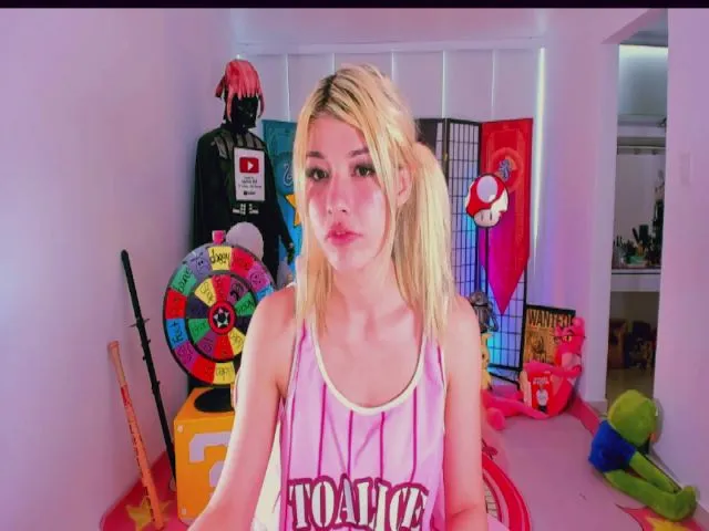 Live sex webcam photo for Agostinha_Red #271884543