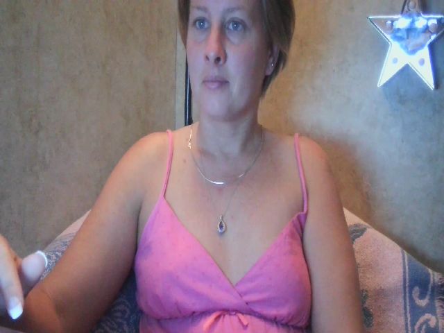 Live sex webcam photo for AimTOOpleaz #274239035