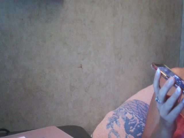 Live sex webcam photo for AimTOOpleaz #274239216