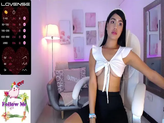 Live sex webcam photo for AiriKim #272679338