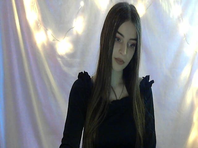 Live sex webcam photo for Airovissa #273115407