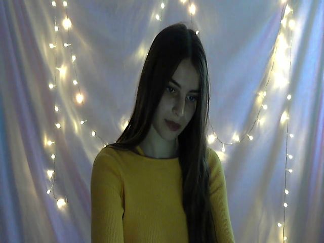 Live sex webcam photo for Airovissa #273405954