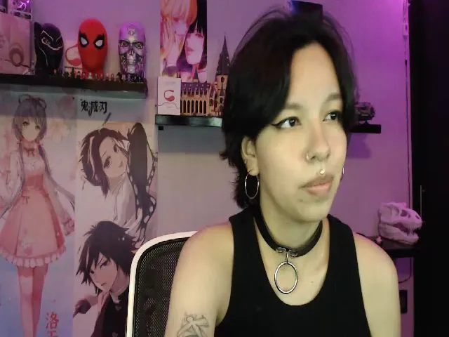 Live sex webcam photo for Akembaby #274388724