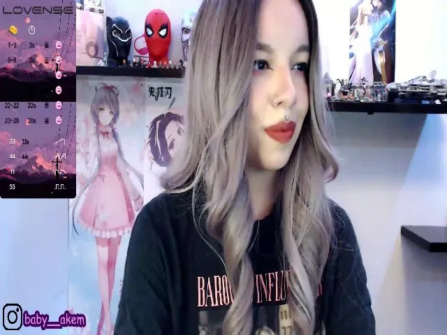 Live sex webcam photo for Akembaby #274419497