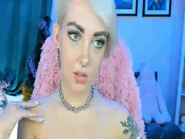 Live sex webcam photo for AkioTy #271792364