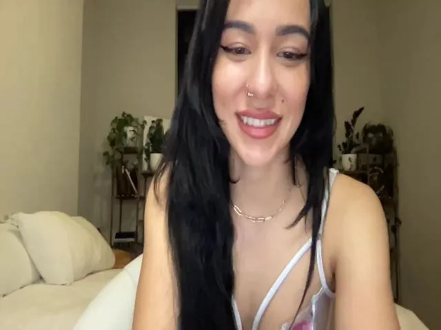 Live sex webcam photo for Akiramei #272352939