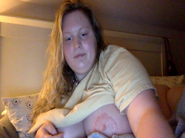 Live sex webcam photo for AlabamaHoney #272935414