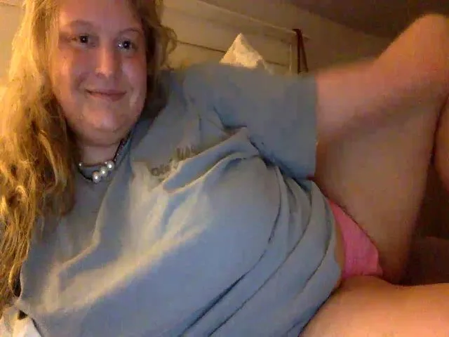 Live sex webcam photo for AlabamaHoney #273616591