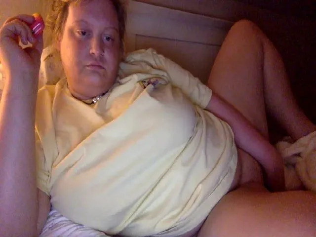 Live sex webcam photo for AlabamaHoney #273762985