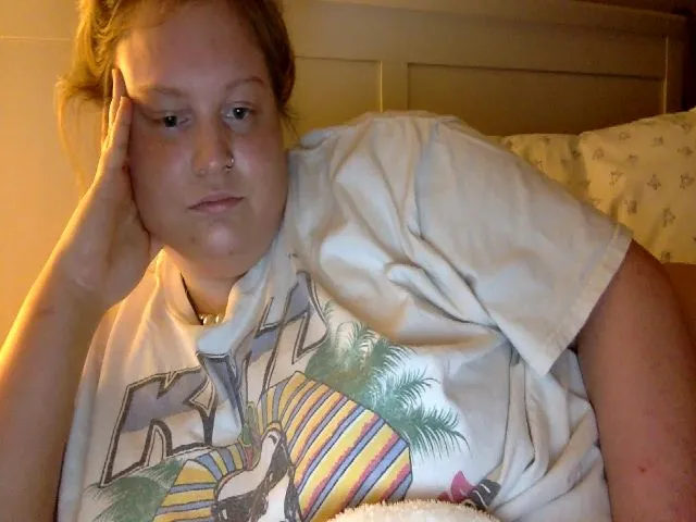 Live sex webcam photo for AlabamaHoney #273808758