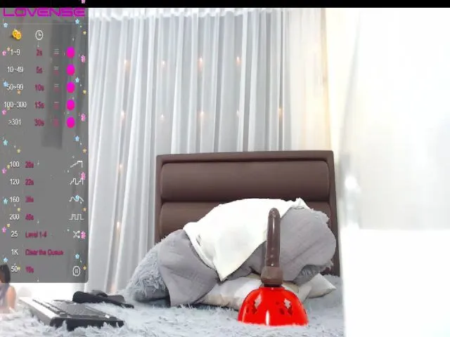 Live sex webcam photo for Alaialovex #273848453