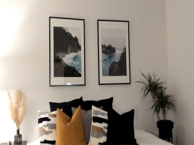 Live sex webcam photo for AlanaWylde #271987812