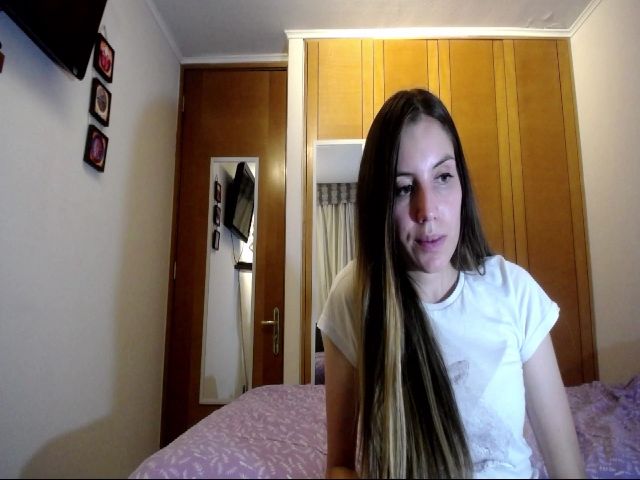 Live sex webcam photo for Alanaa_New #271891391