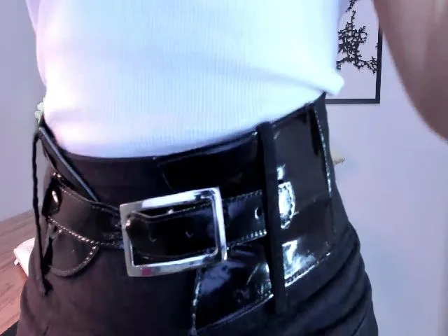 Live sex webcam photo for Alanna_Brown #273110293