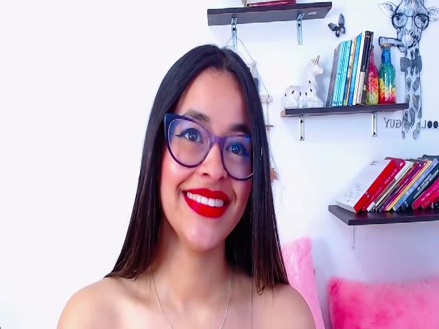 Live sex webcam photo for Alaska_Rosse #273848242