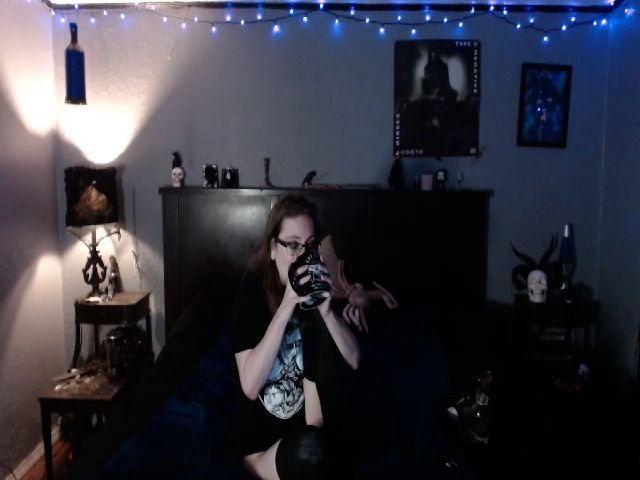 Live sex webcam photo for AlchemyBlue #271909344