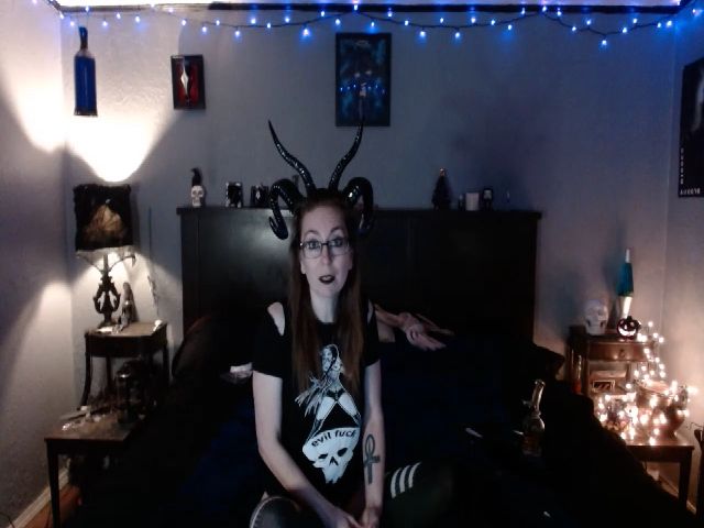 Live sex webcam photo for AlchemyBlue #271921582