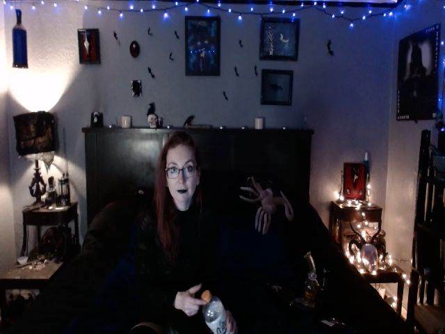 Live sex webcam photo for AlchemyBlue #272541144