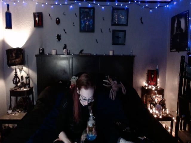 Live sex webcam photo for AlchemyBlue #272541320