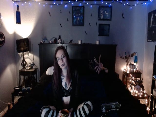 Live sex webcam photo for AlchemyBlue #272942572