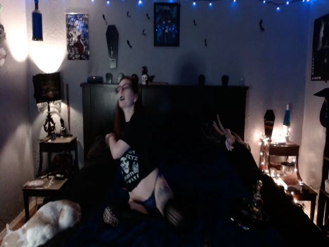 Live sex webcam photo for AlchemyBlue #273427192