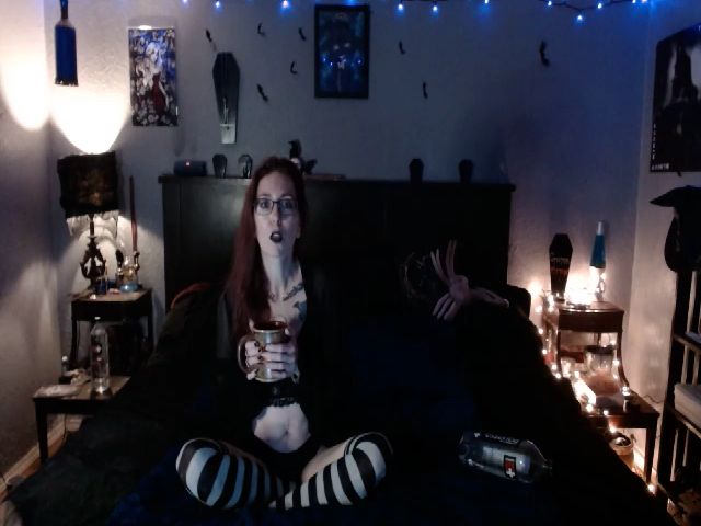 Live sex webcam photo for AlchemyBlue #273461374