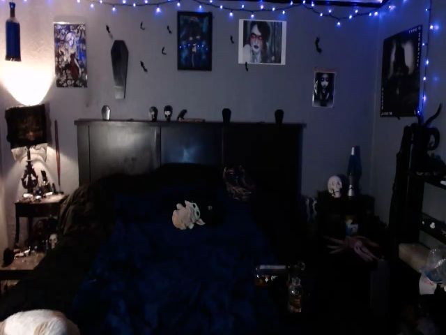 Live sex webcam photo for AlchemyBlue #274176580