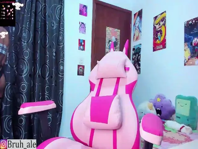 Live sex webcam photo for Ale_bunny1 #273070554