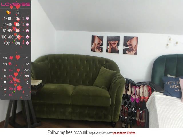 Live sex webcam photo for Alecssalove #272299816