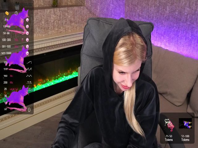 Live sex webcam photo for AlegraCullen #273692313