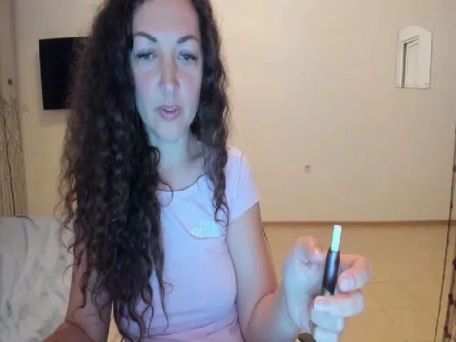 Live sex webcam photo for AlenaMoon #273372773