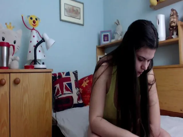 Live sex webcam photo for Alessia1x #272832484