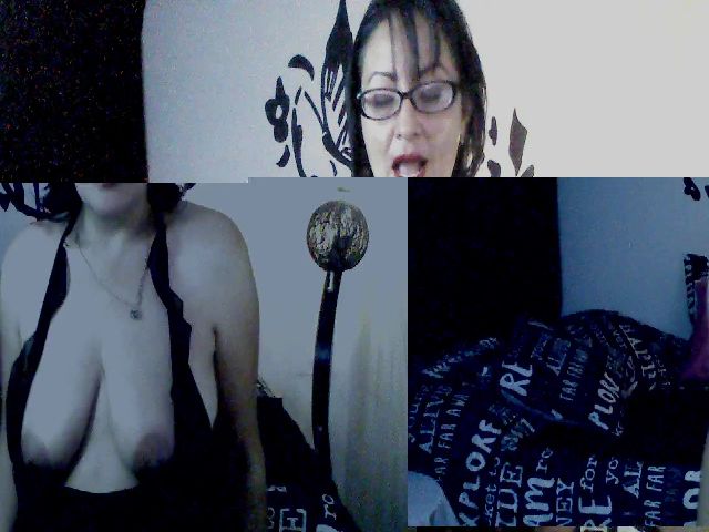 Live sex webcam photo for Alessiaboobs #271987383