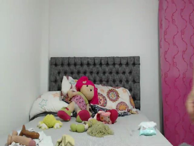 Live sex webcam photo for AlexaBrum #274277145