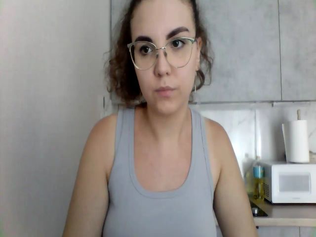 Live sex webcam photo for AlexaMillss #274174685