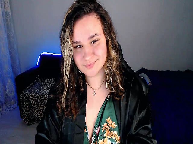 Live sex webcam photo for AlexaRainbow #272545069