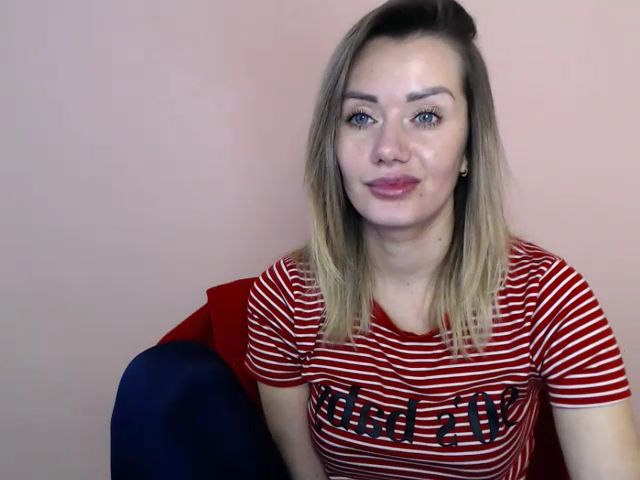 Live sex webcam photo for AlexaSweett_ #272065990