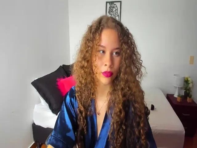 Live sex webcam photo for Alexajr #272636181