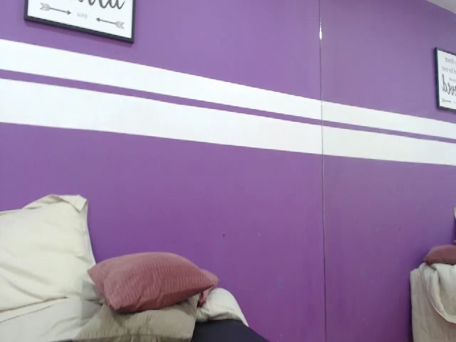 Live sex webcam photo for Alexiamendez_ #273242844