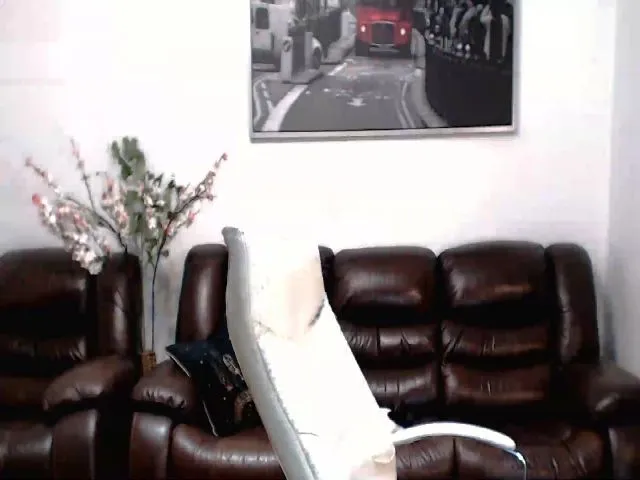 Live sex webcam photo for AlexisLuvv #272126420