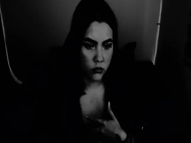 Live sex webcam photo for AlexisVae #273012994