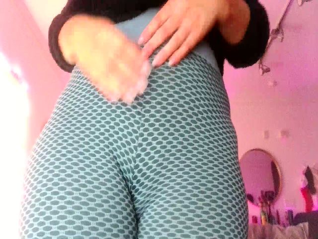 Live sex webcam photo for Alexis_Anne #271855833