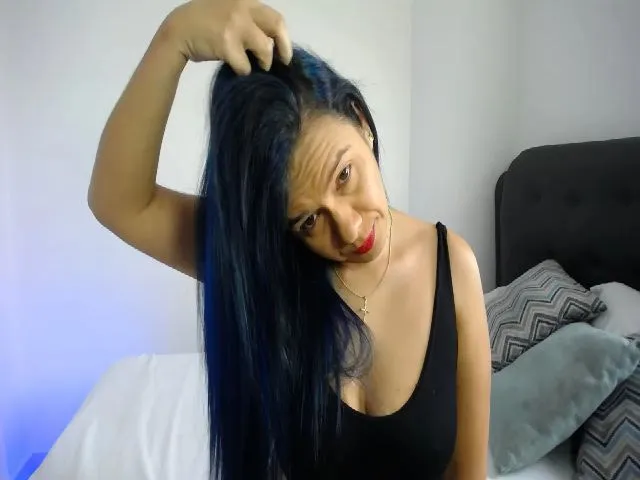 Live sex webcam photo for AliEscobar #272899635