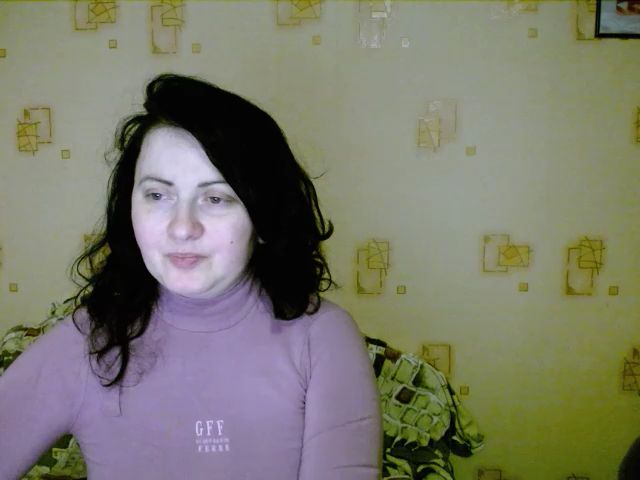 Live sex webcam photo for Alice2005 #272516880